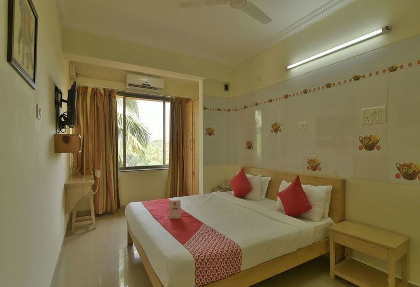 Hotel Pramila Court 6