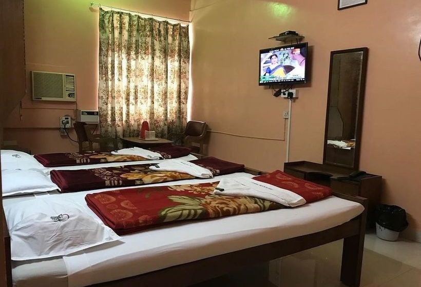 Hotel Room Maangta 335 Panaji 4