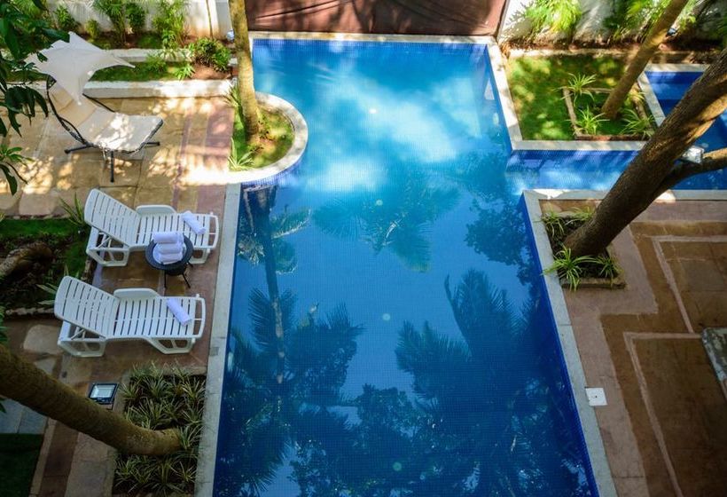 Hotel The Walk Inn 12