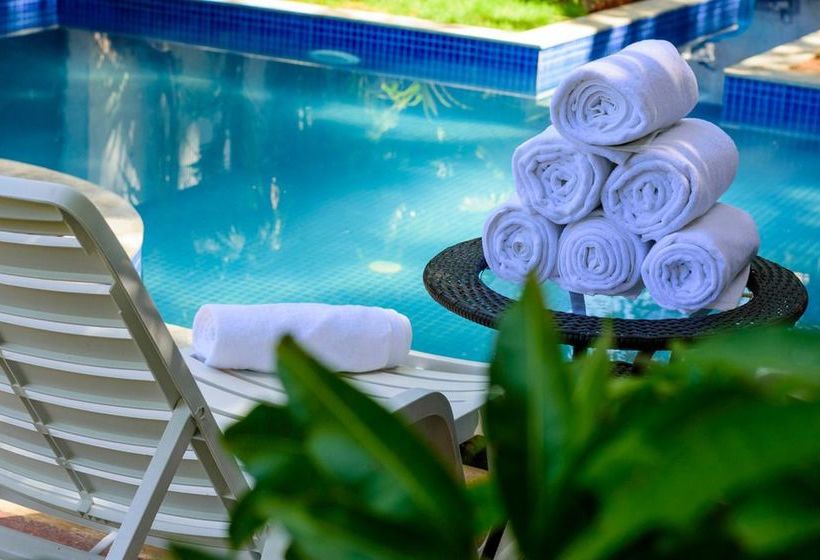 Hotel The Walk Inn 9