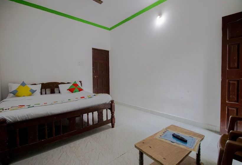 Oyo 14062 Home Beach Side Studio Calangute 2