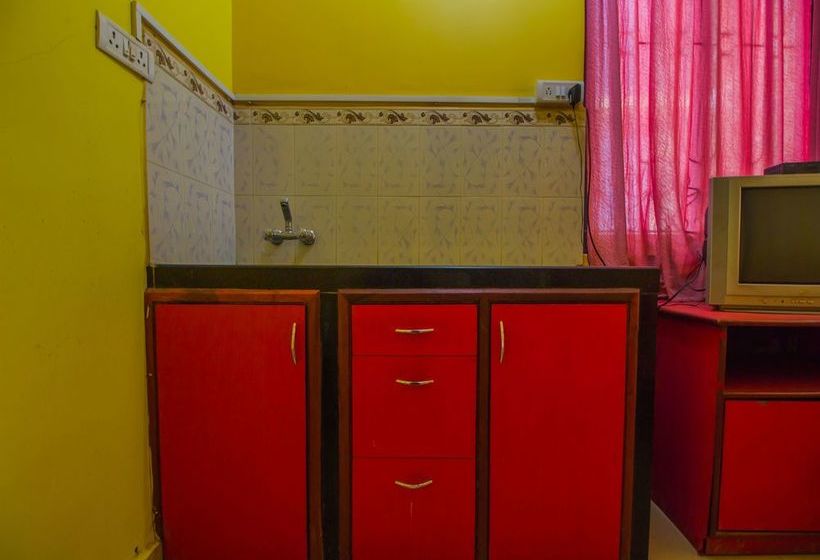 Oyo 14087 Home Graceful 1bhk Calangute 16