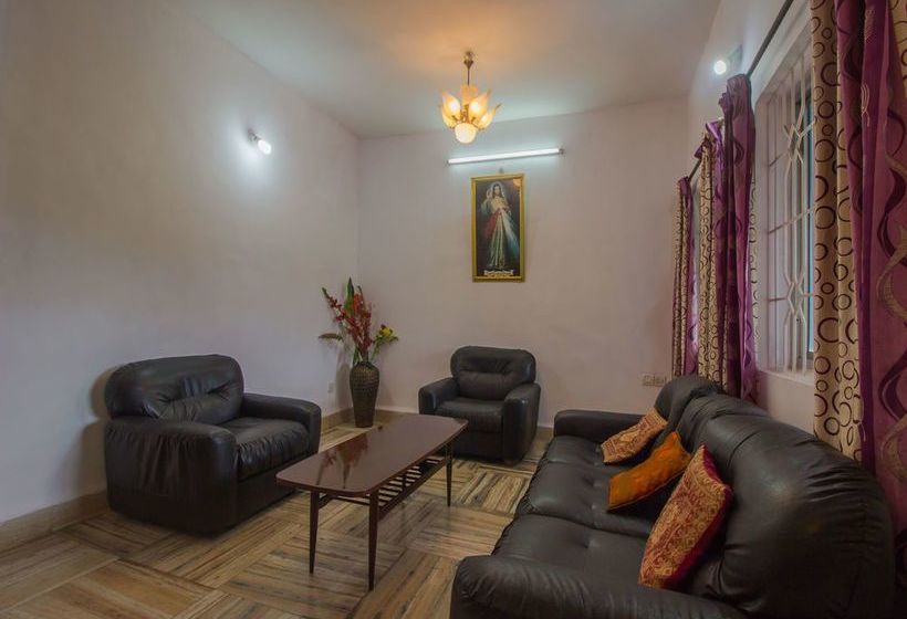 Oyo 16923 Home Graceful Studio 18