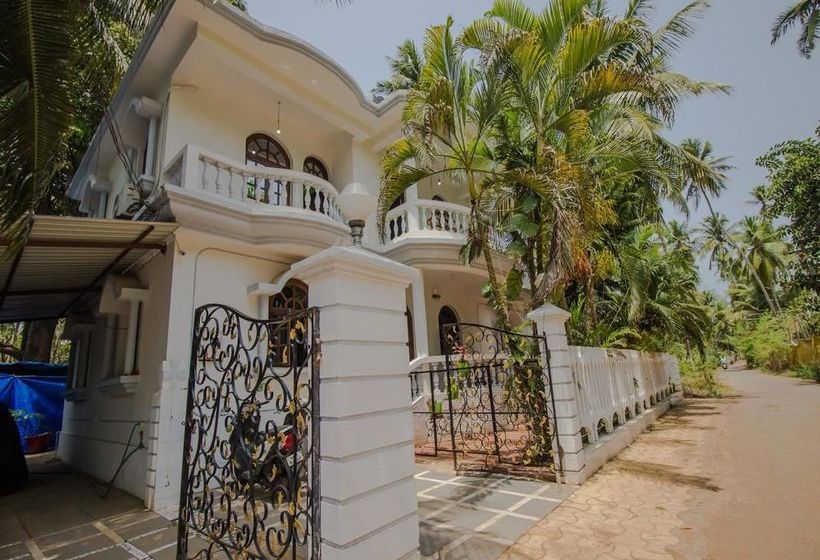 Pensión Oyo 14751 Home Magnificent 1bhk Calangute Calangute Goa