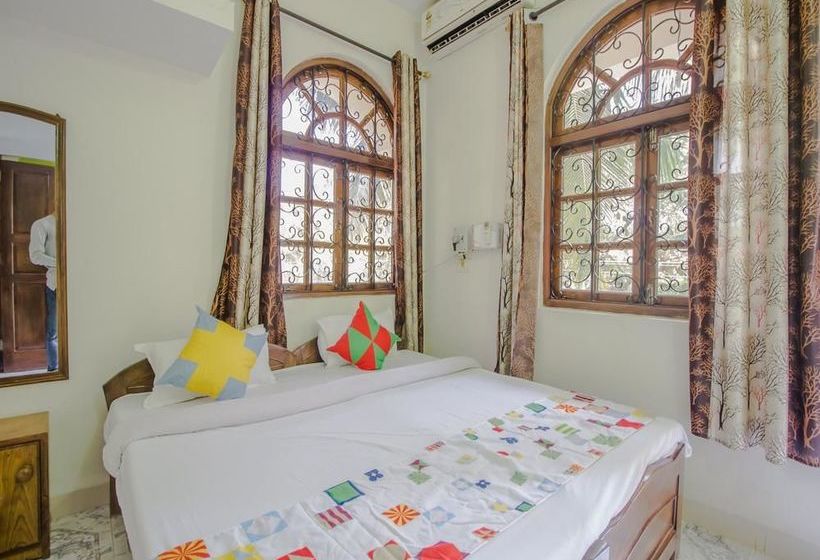 Pension Oyo 14751 Home Magnificent 1bhk Calangute 2