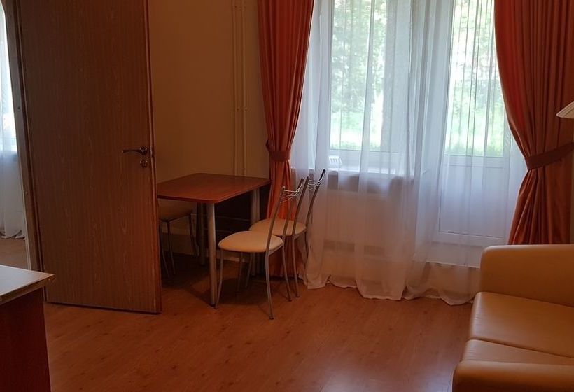 Hotel Dom Tvorchestva Arkhitektor 6