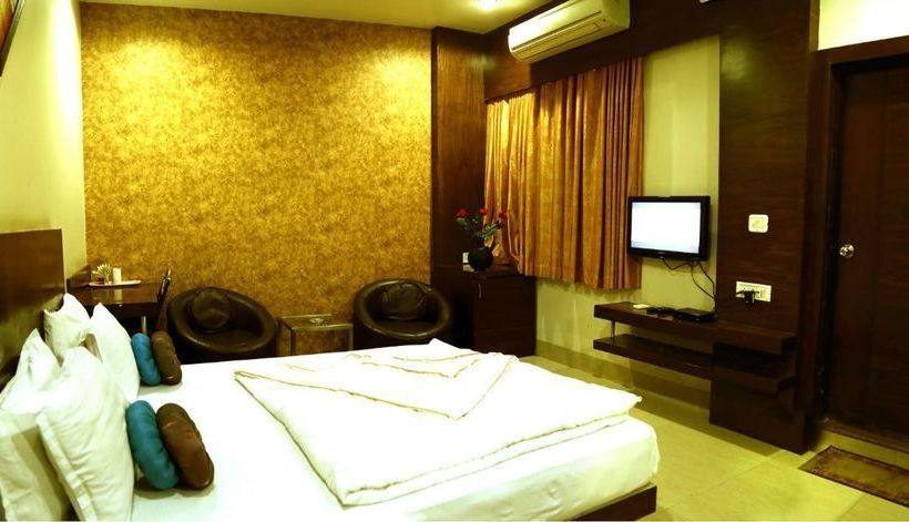 Hotel Shri Khedpati International 1