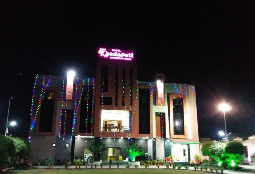 Hotel Shri Khedpati International 14