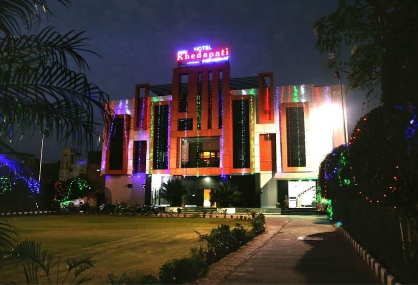 Hotel Shri Khedpati International 18