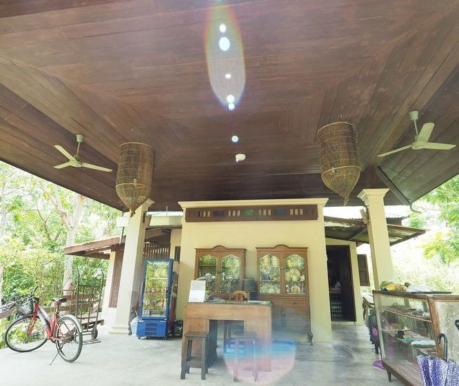 Hotel Baan Suan Amphawa 2