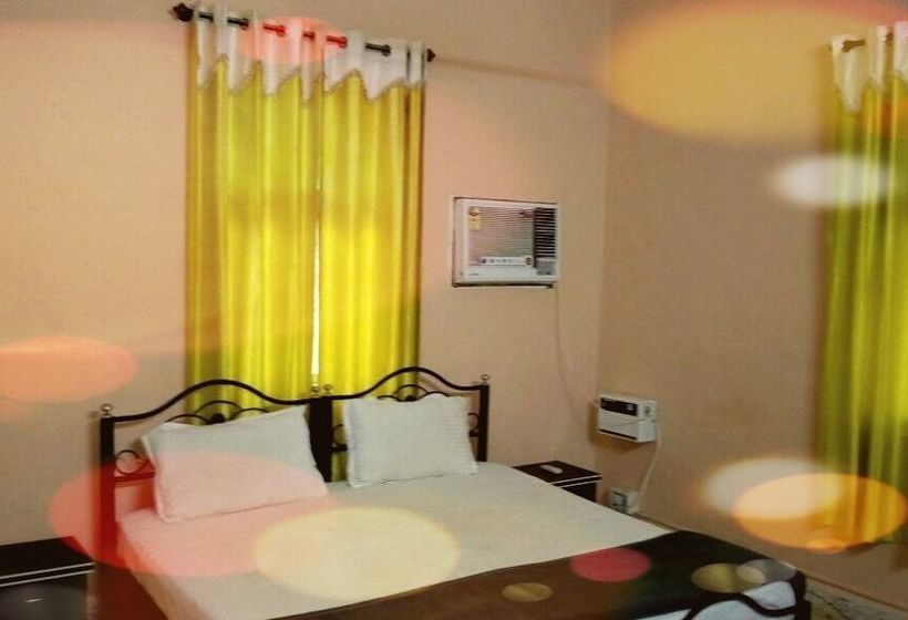 Pension Ashley Haven Beach House 2