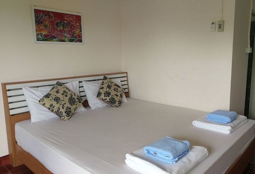 Hotel Saeng Tai Amphawa Resort 7