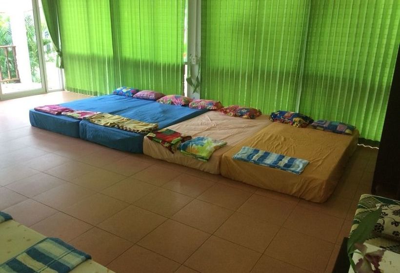 Hotel Saeng Tai Amphawa Resort 9