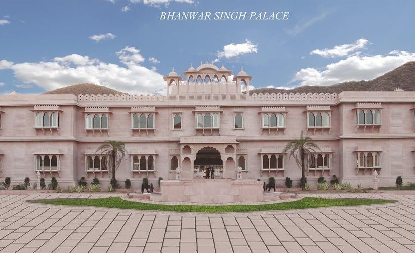 Hotel Bhanwar Singh Palace