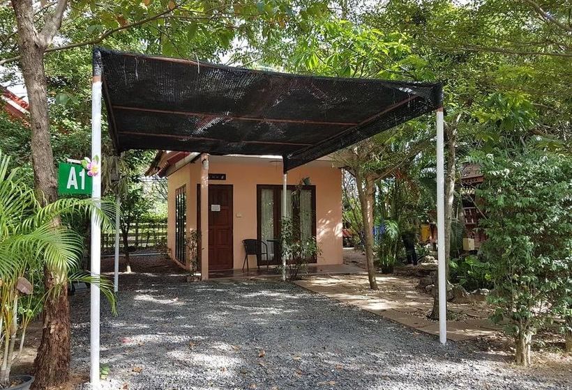 Hotel Green Leaf Resort