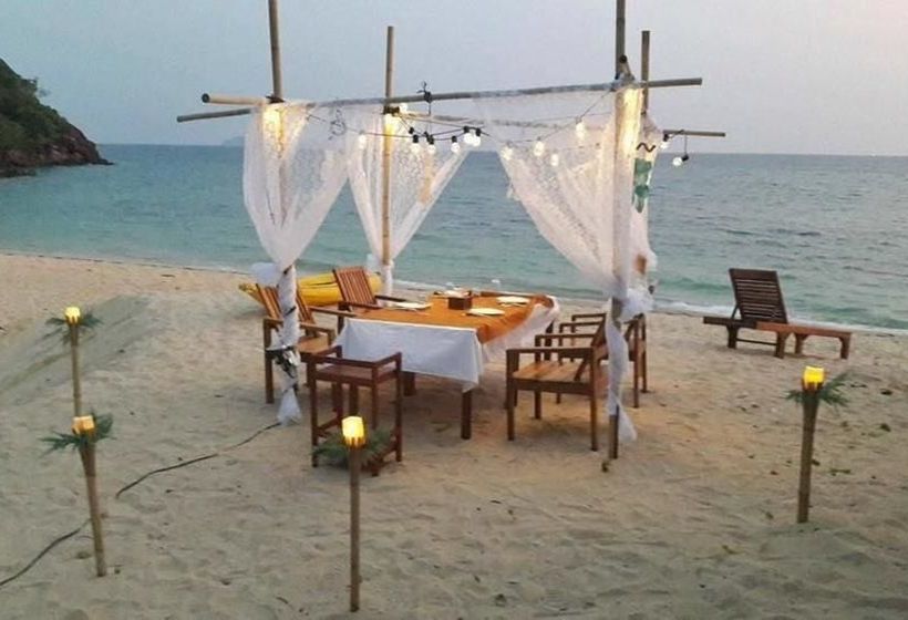 Hotel Koh Ngai Paradise Beach 10