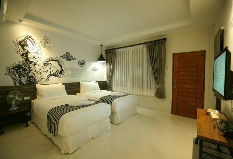 Hotel Koh Ngai Paradise Beach 3