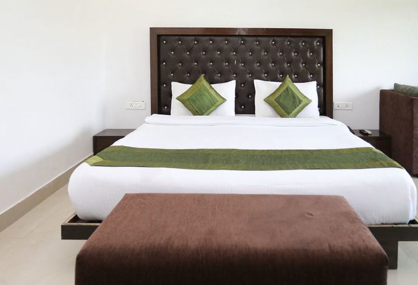 Hotel Treebo The Tigers Pug Mark Resort 7