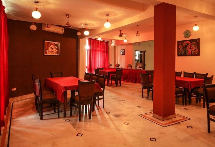 Hotel Neeraj Bhawan 18