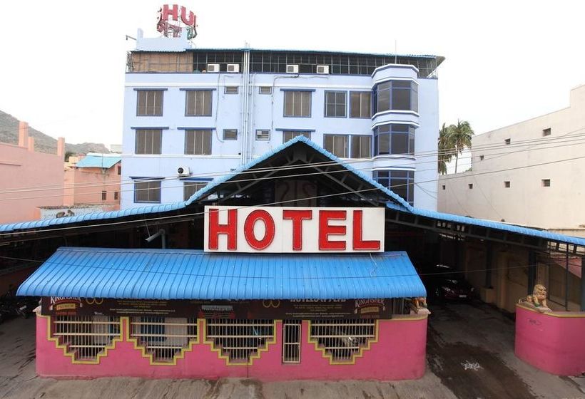 Hotel Trishul 17