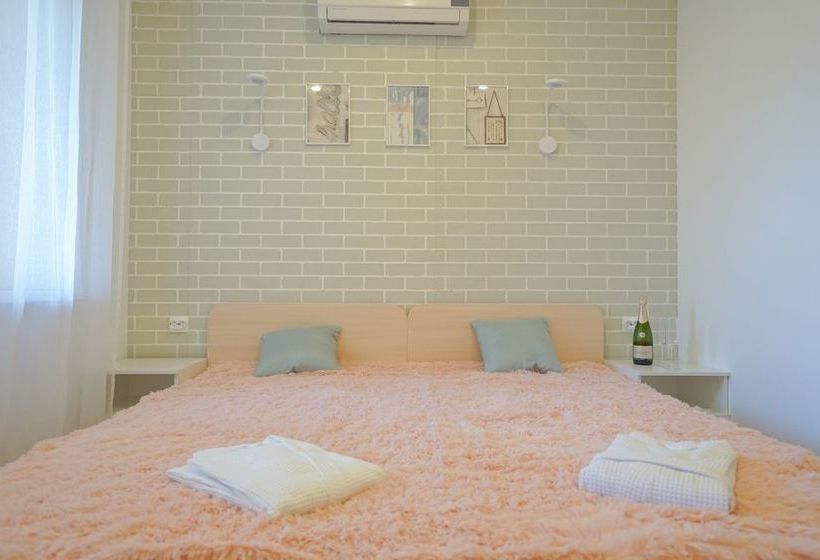 Doma Hostel Sverdlovsk