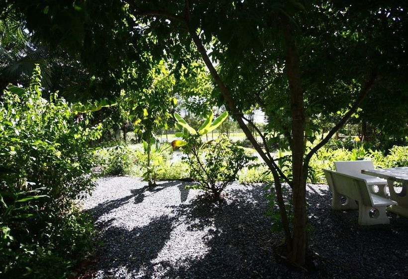 Hotel Areeya Resort 18