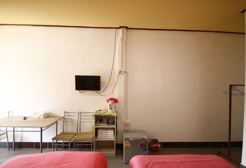 Hotel Areeya Resort 8