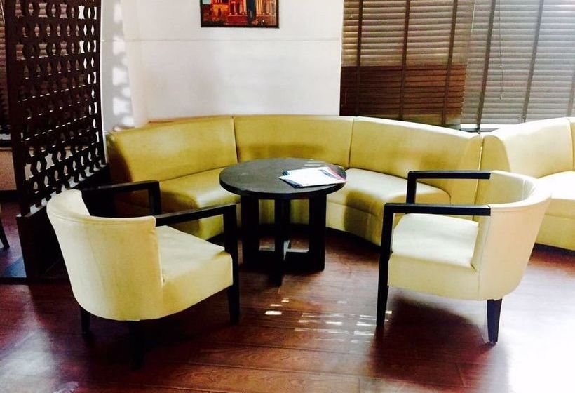 Centre Point Hotel Neemrana 1