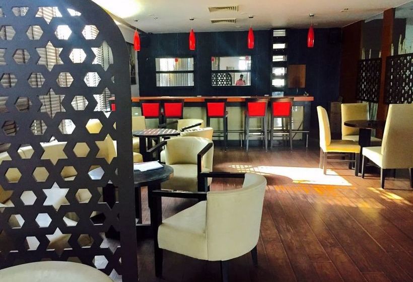 Centre Point Hotel Neemrana 15