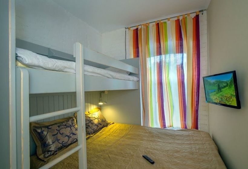 Friends Club Hotel And Hostel 16