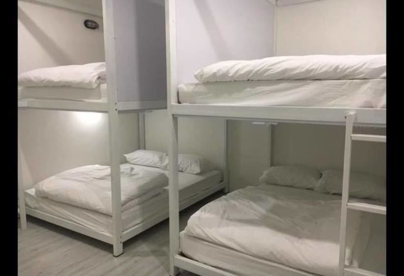 The Street Hostel Koh Lipe Satun