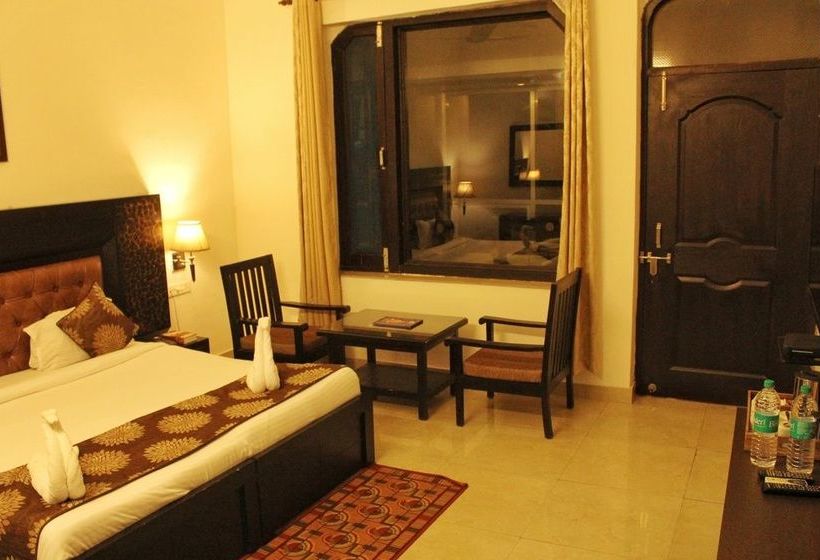 Hotel Ishan A Riverside Retreat 10