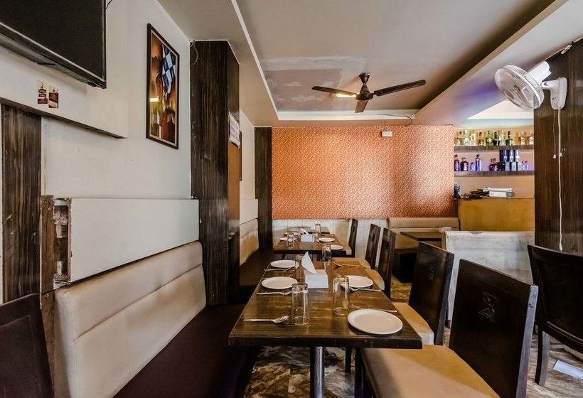 Oyo 7727 Hotel Sarovar Grand 12