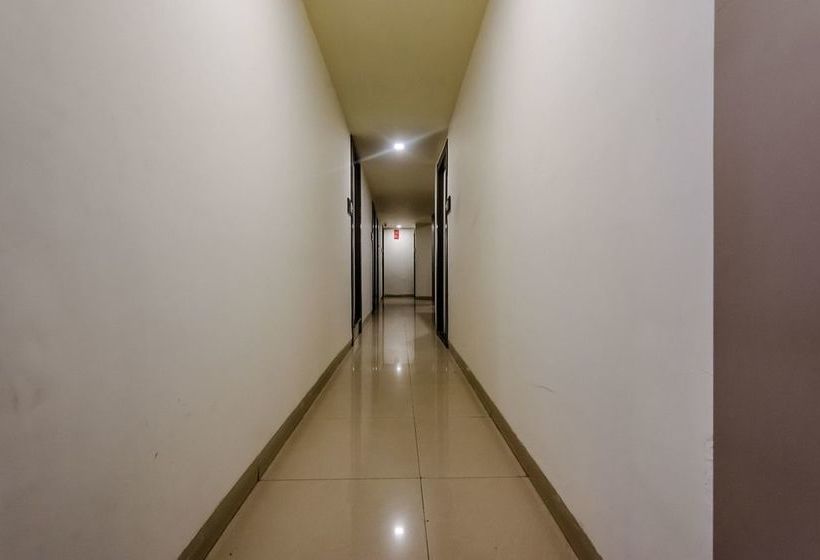 Oyo 7727 Hotel Sarovar Grand 17