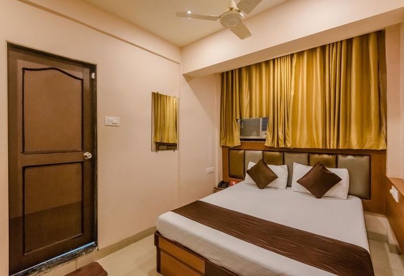 Oyo 7727 Hotel Sarovar Grand 5