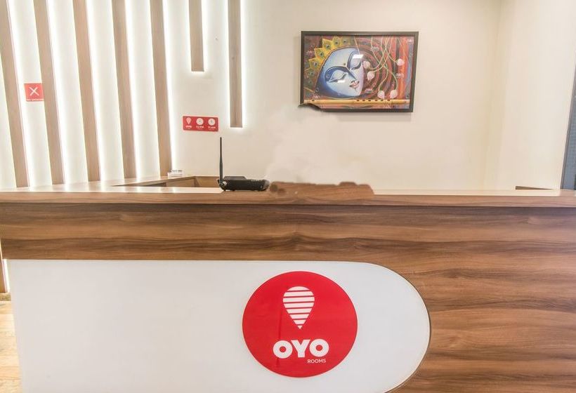 Hotel Oyo 4125 Apartment Kamothe 2