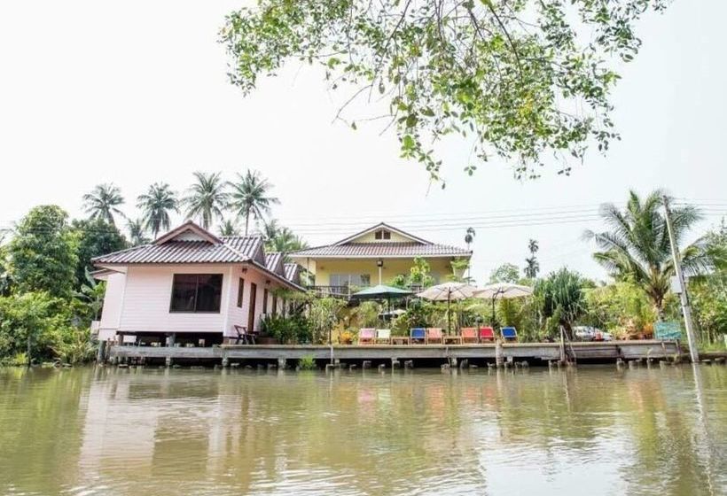 Pension Baan Konruktonmai Resort 18