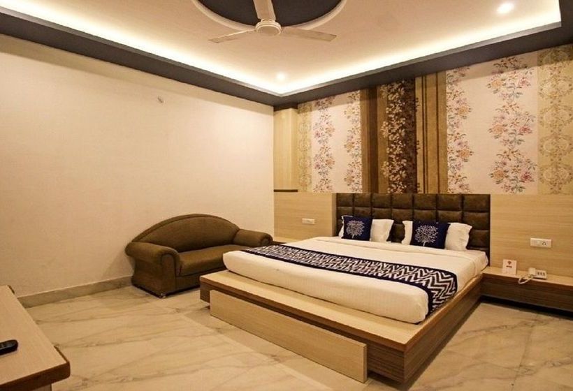 Hotel Grand Tapovan 6