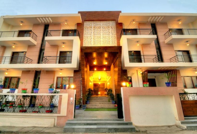 Hotel Atithi Suites Greater Noida