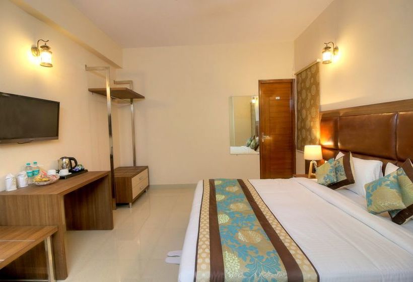 Hotel Atithi Suites 10