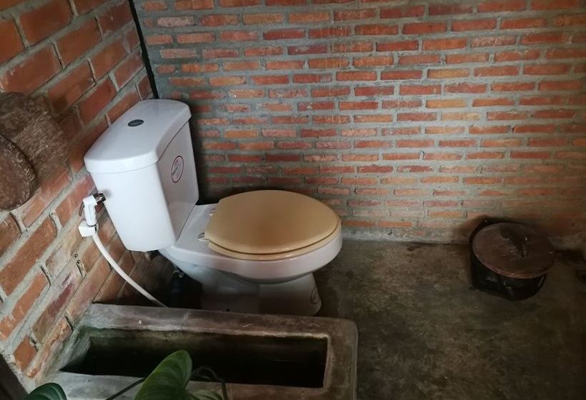 Hotel Baankorpai Amphawa 10