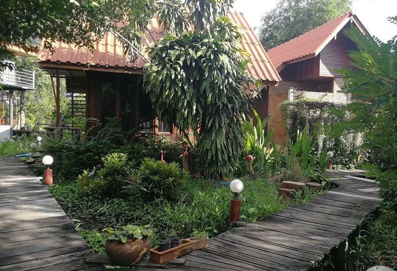 Hotel Baankorpai Amphawa 17