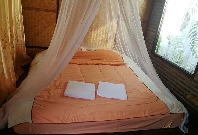 Hotel Baankorpai Amphawa 3