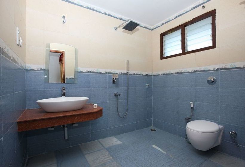 Hotel Kurunji Meridian 12