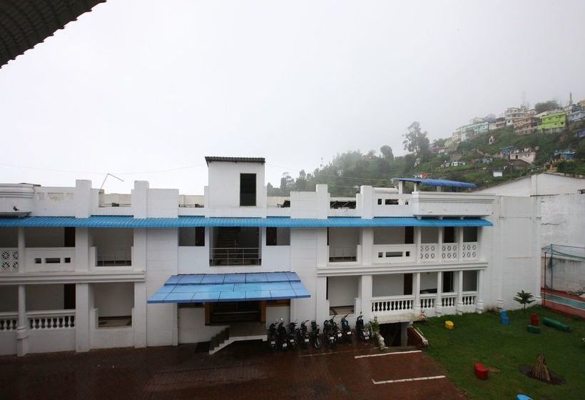 Hotel Kurunji Meridian 16