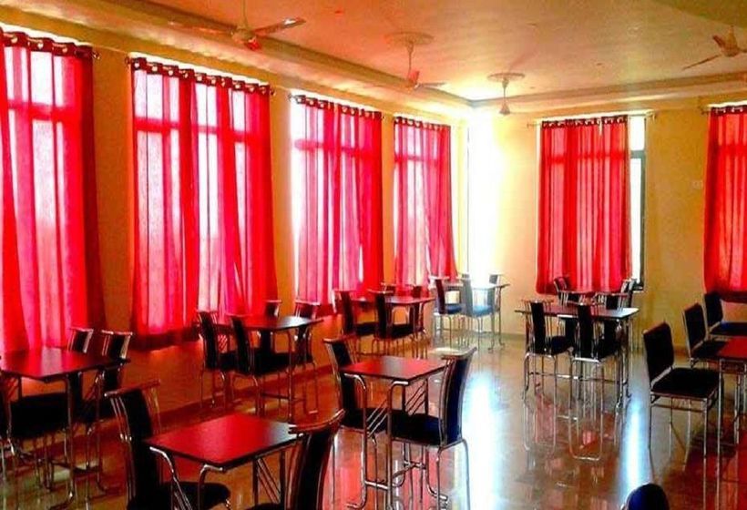 Hotel Midway Resorts 10