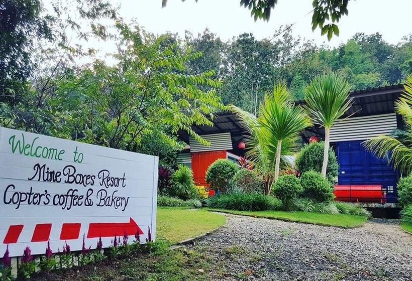 Hotel Mine Boxes Resort Chiang Rai