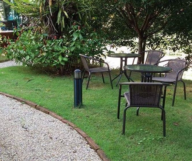 Hotel Mine Boxes Resort 19