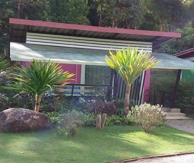 Hotel Mine Boxes Resort 3