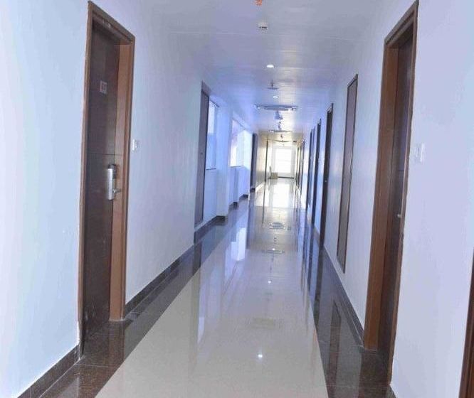 Hotel Triguna Clarks Inn 1